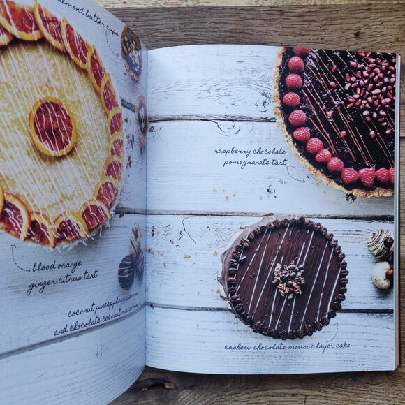 Thrive Energy Cookbook: 150 Functional Plant-based Whole Food Recipes. - Picture 3 of 3